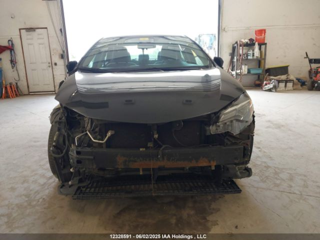 2T1BURHE7JC022683 Toyota Corolla