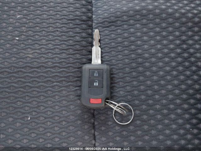 JA4AZ2A31KZ609301 Mitsubishi Outlander Es