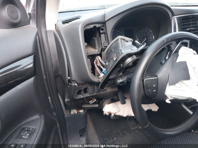 JA4AZ2A31KZ609301 Mitsubishi Outlander Es
