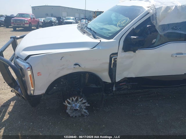 Ford F-350 2023 1FT8W3BM8PEC75180 Image 19