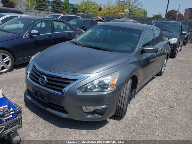 1N4AL3AP6FN305688 Nissan 2015