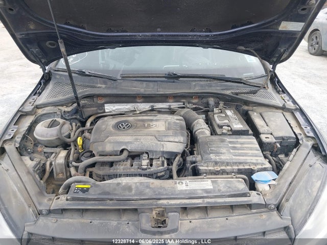 3VW117AU3FM004106 Volkswagen Golf
