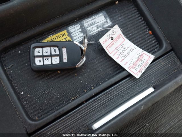 5FNRL6H81JB507780 Honda Odyssey Touring
