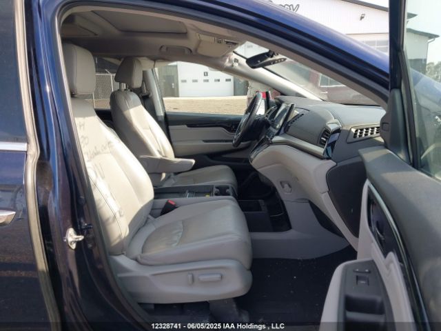 5FNRL6H81JB507780 Honda Odyssey Touring
