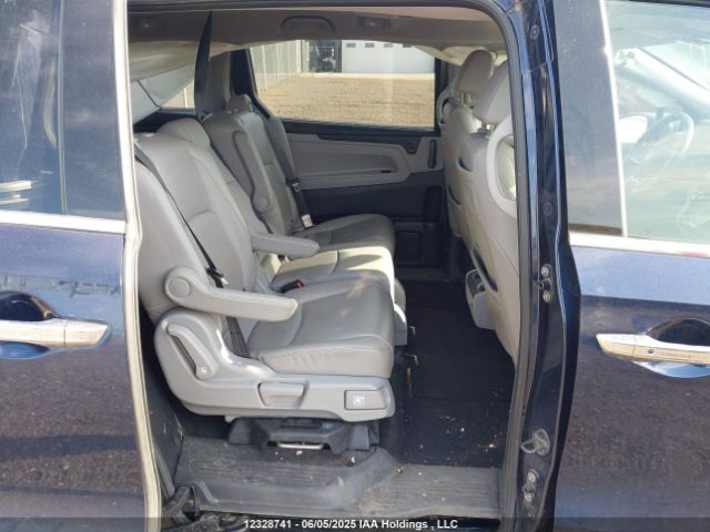 5FNRL6H81JB507780 Honda Odyssey Touring