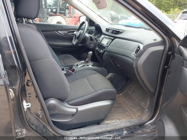 5N1AT2MV3JC708445 Nissan Rogue