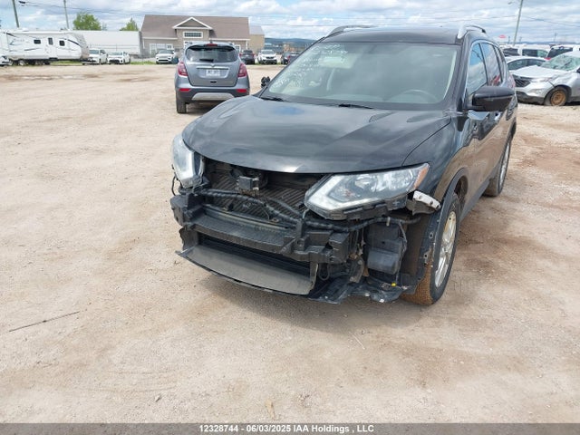 5N1AT2MV3JC708445 Nissan Rogue