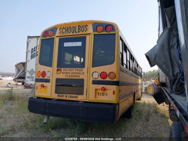 Spartan Motors Isb 2015 4VZJP2A91FC078298 Image 4