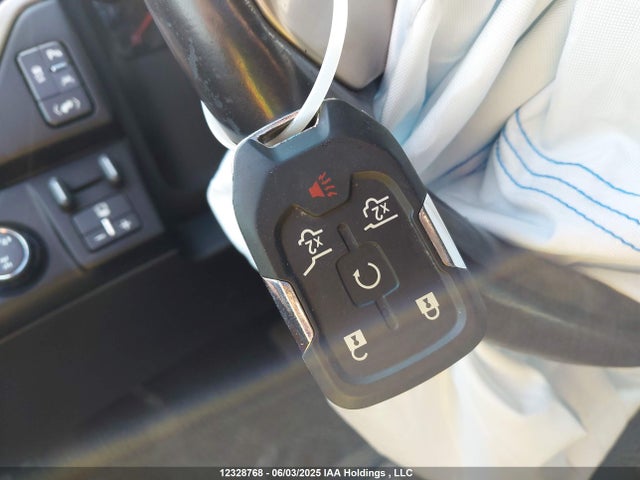 1GKS2HKJXHR118902 GMC Yukon Xl Denali Denali