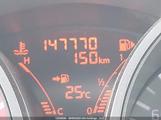 JN8AF5MVXET365057 Nissan 2014