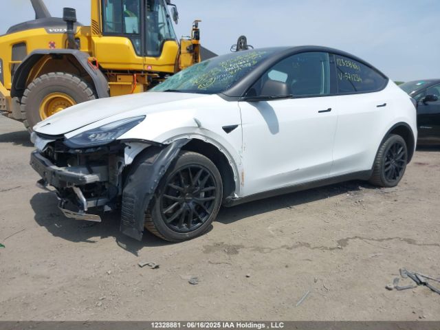 7SAYGDEE9NF571234 Tesla Model Y Long Range