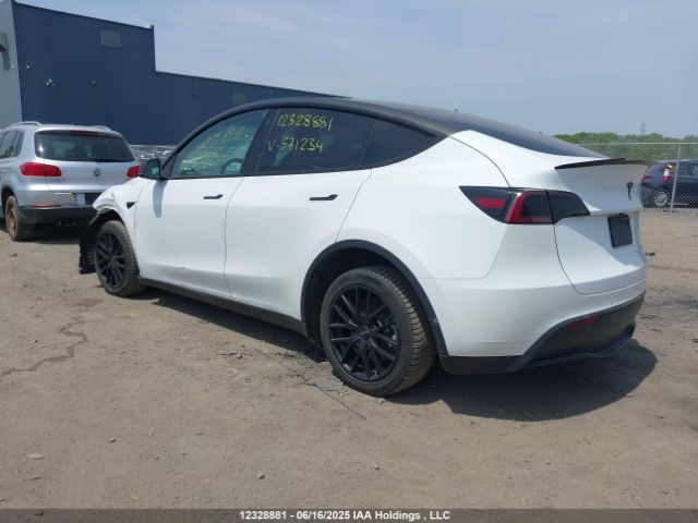 7SAYGDEE9NF571234 Tesla Model Y Long Range