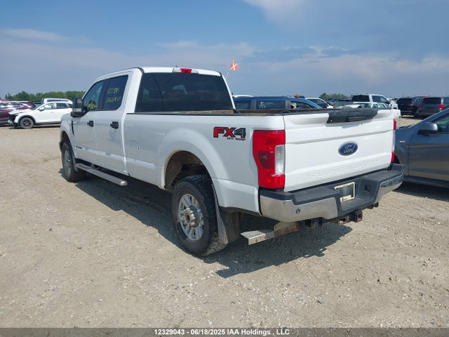 Ford F350 Super Duty 2017 1FT8W3BT8HEF02277 Image 3
