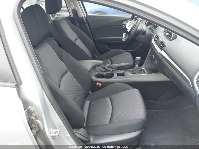 JM1BN1U78H1119394 Mazda pe