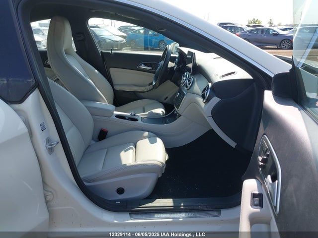 WDDSJ4GB6GN290641 Mercedes-Benz 2016