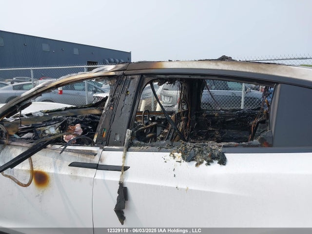 7SAXCAE56PF376006 Tesla MODEL X