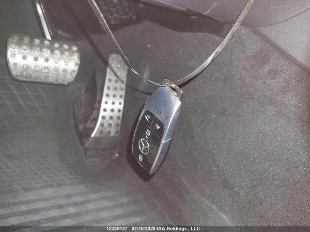 W1KZF8KB5PB115796 Mercedes-Benz m177