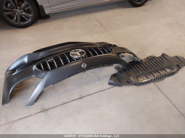W1KZF8KB5PB115796 Mercedes-Benz m177