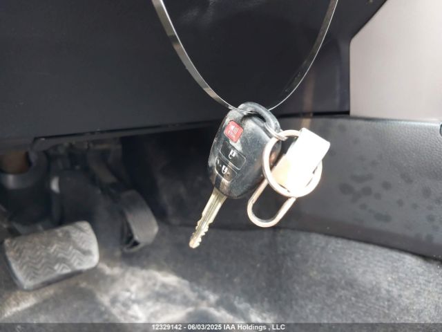 2T3ZFREV1GW270763 Toyota 2ar-fe