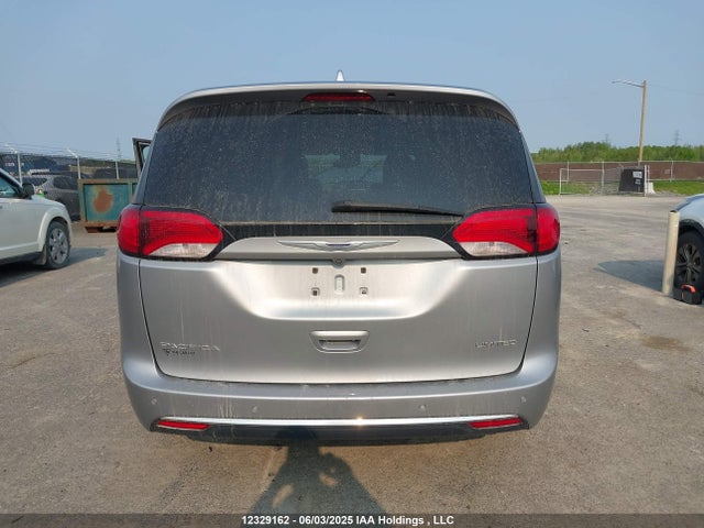 2C4RC1GG0JR102977 Chrysler Pacifica