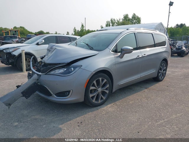 2C4RC1GG0JR102977 Chrysler Pacifica