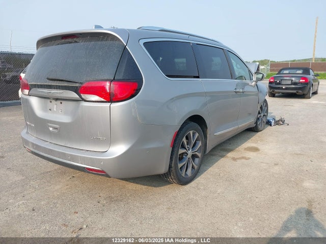 2C4RC1GG0JR102977 Chrysler Pacifica