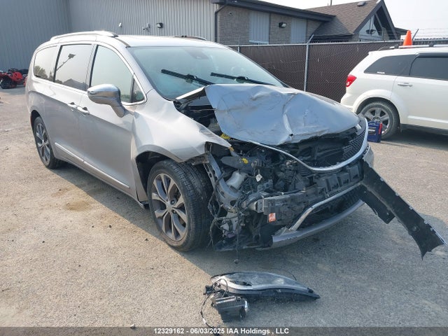 2C4RC1GG0JR102977 Chrysler Pacifica