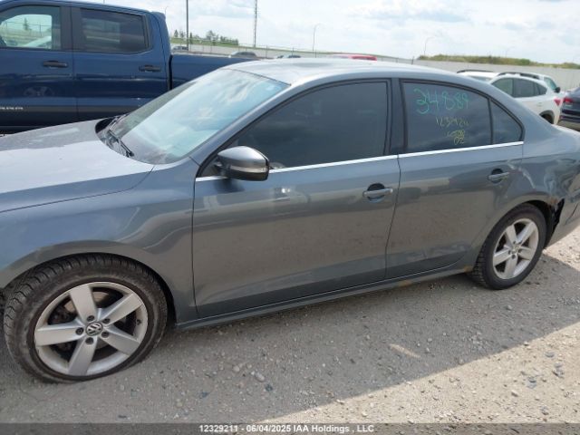 3VWD07AJ5EM391259 Volkswagen Jetta