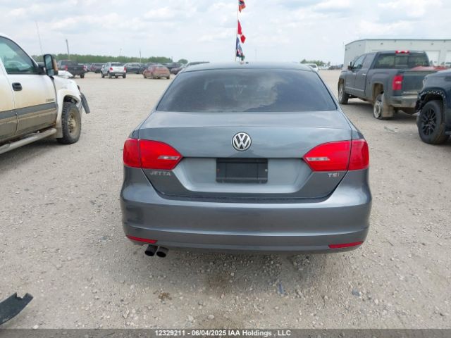 3VWD07AJ5EM391259 Volkswagen Jetta