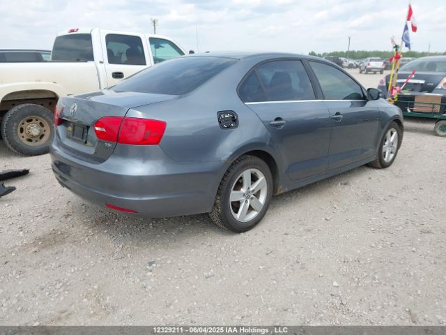 3VWD07AJ5EM391259 Volkswagen Jetta