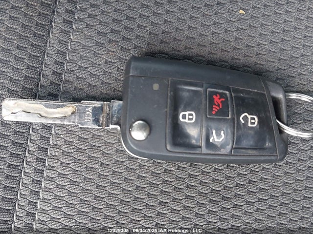 3VWG17AU6JM271940 Volkswagen GOLF S/SE