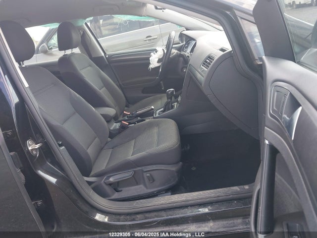 3VWG17AU6JM271940 Volkswagen GOLF S/SE