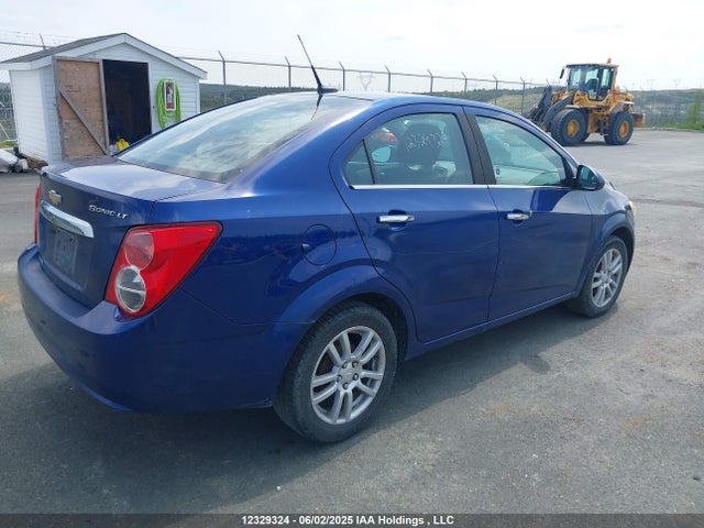 1G1JC5EH2E4195213 Chevrolet Sonic Lt Auto