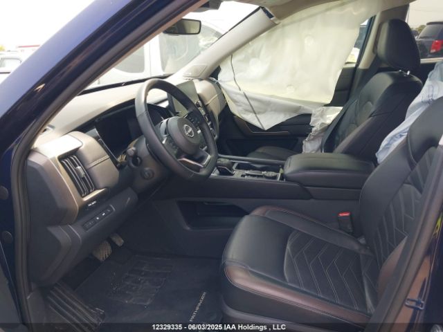 5N1DR3DFXPC242581 Nissan Pathfinder Platinum
