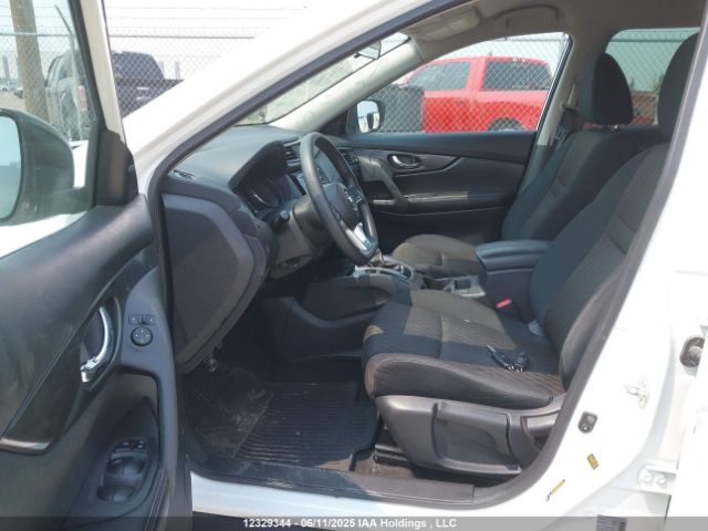 5N1AT2MV3HC855732 Nissan Rogue