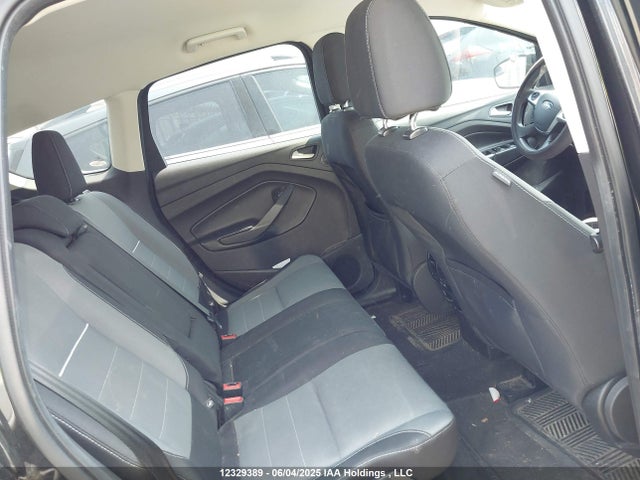 1FMCU0G99FUB83787 Ford Escape