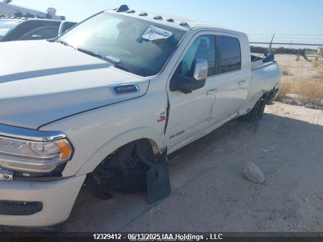 RAM 3500 2024 3C63RRNL5RG313748 Image 32