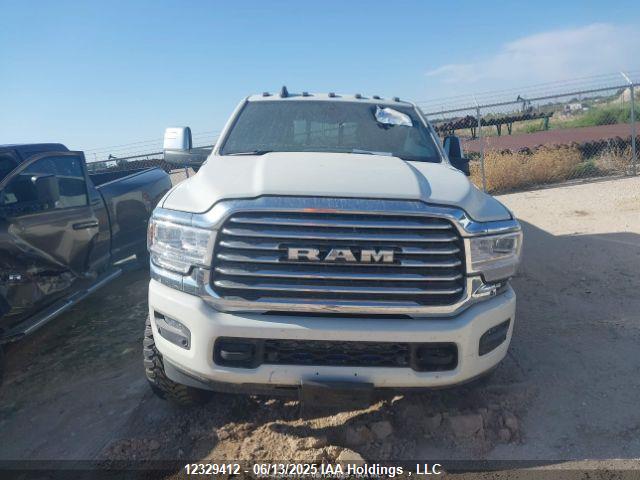 RAM 3500 2024 3C63RRNL5RG313748 Image 33