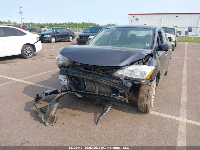3N1AB7AP4EL660672 Nissan 2014