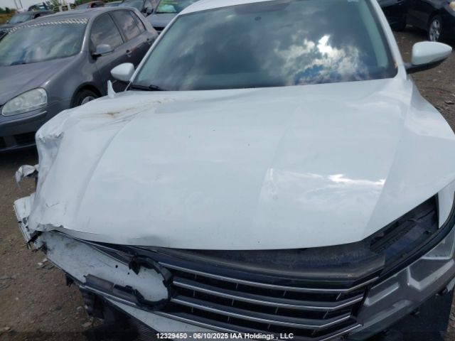 1VWAT7A36HC082451 Volkswagen 1.8 tsi