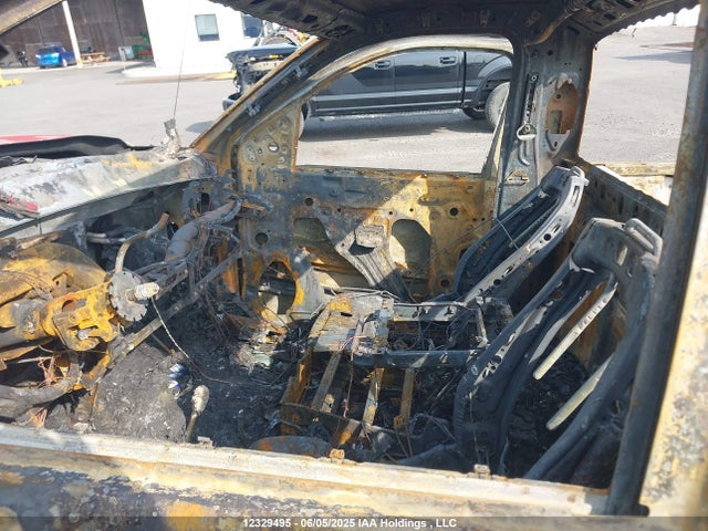 1GTN2LEH0JZ185678 GMC lv3 - sidi: spark ignited direct injection, vvt: variable valve timing, e85 max, alum, gen 5