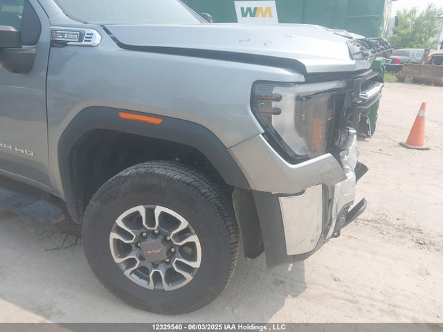 1GT39TE79RF445678 GMC Sierra K3500 Sle