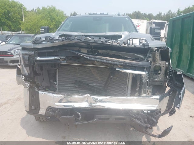 1GT39TE79RF445678 GMC Sierra K3500 Sle