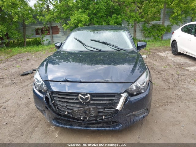 3MZBN1L70JM243781 Mazda pe