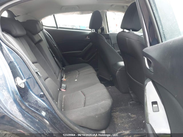 3MZBN1L70JM243781 Mazda pe