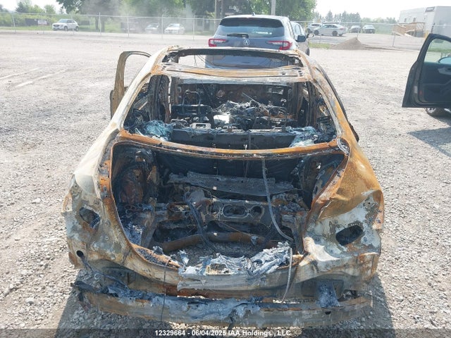 WDDZF6JB0KA499944 Mercedes-Benz m276