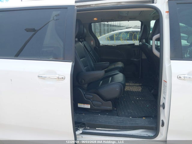 5TDXK3DC9FS581342 Toyota 2gr-fks