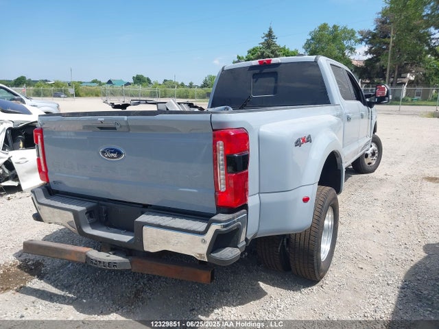 1FT8W3DT5REE34972 Ford 2024