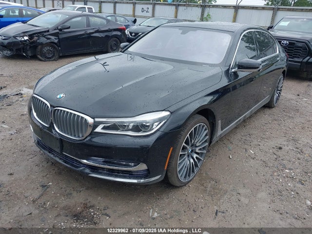 BMW 750i 2016 WBA7F2C57GG417520 Image 2
