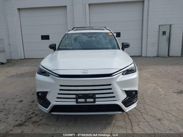 5TDABAB60SS008251 Lexus t24a-fts